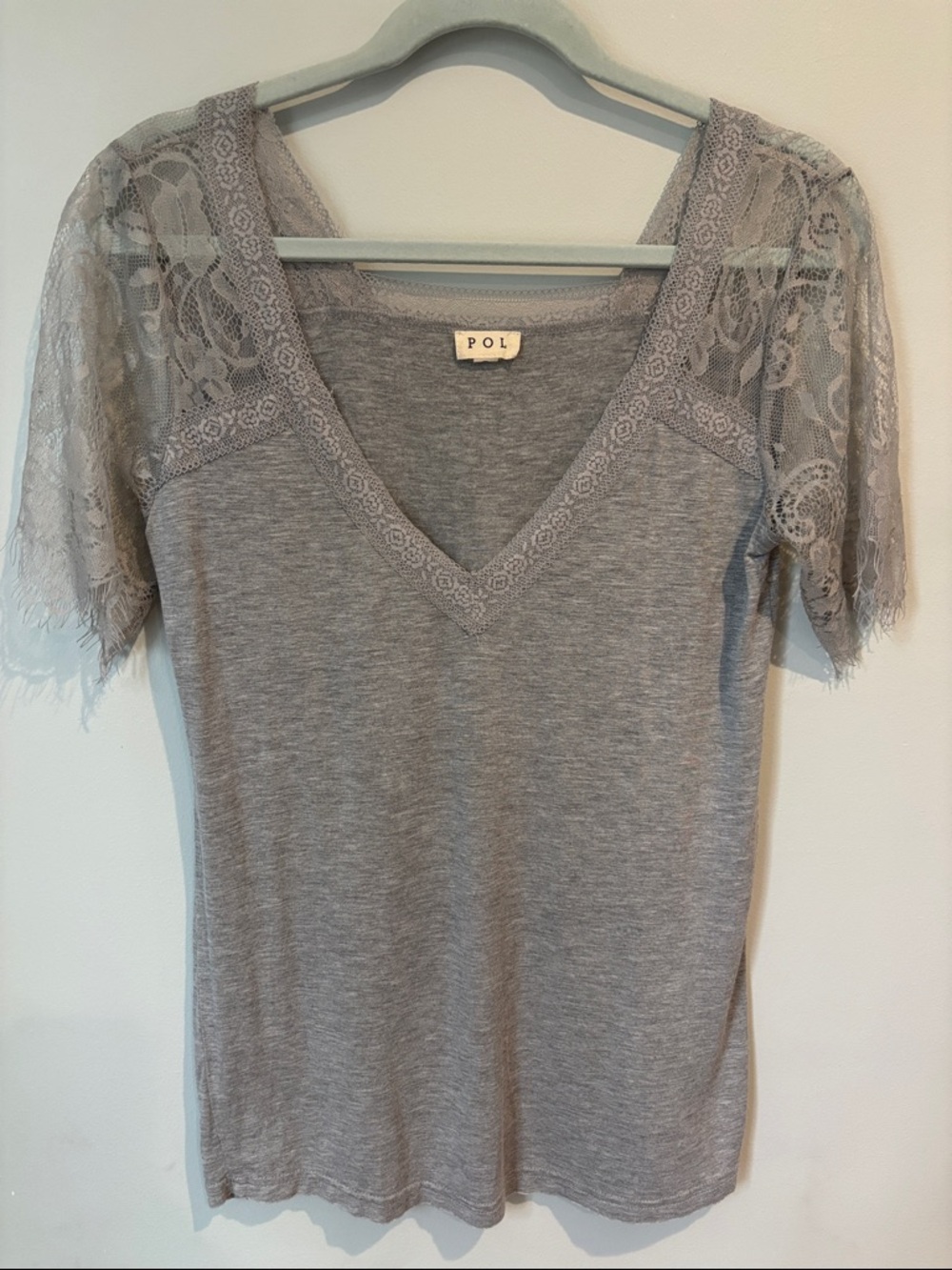 POL Light Gray V-Neck Top with Lace Short Sleeves